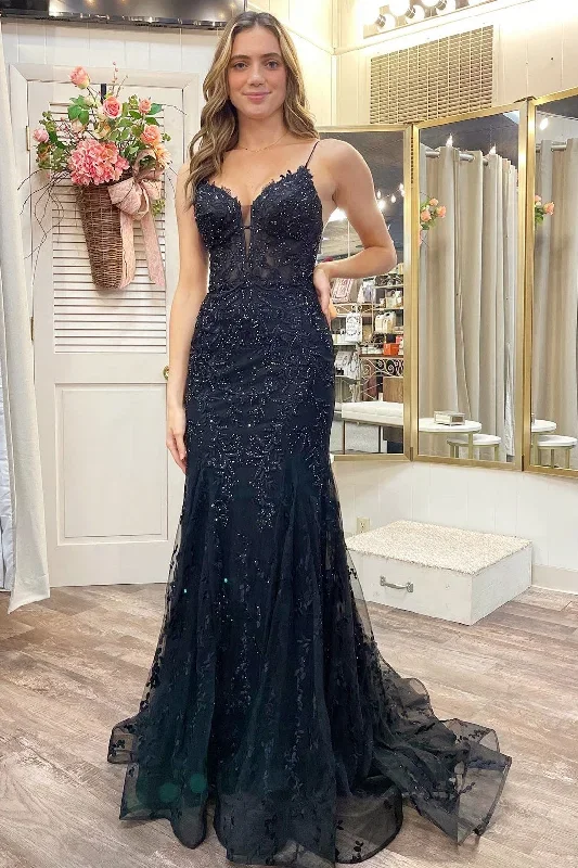 Black Appliques Plunge V Lace-Up Trumpet Prom Gown