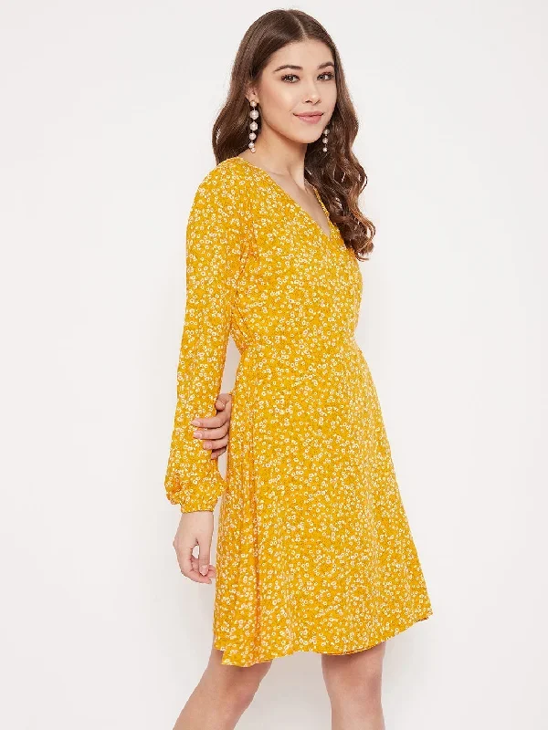 dr848yl-berrylush-yellow-floral-print-wrap-mini-dress