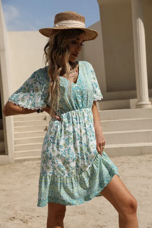 european-and-american-ethnic-summer-v-neck-single-breasted-tie-up-bohemian-dress-y-32691