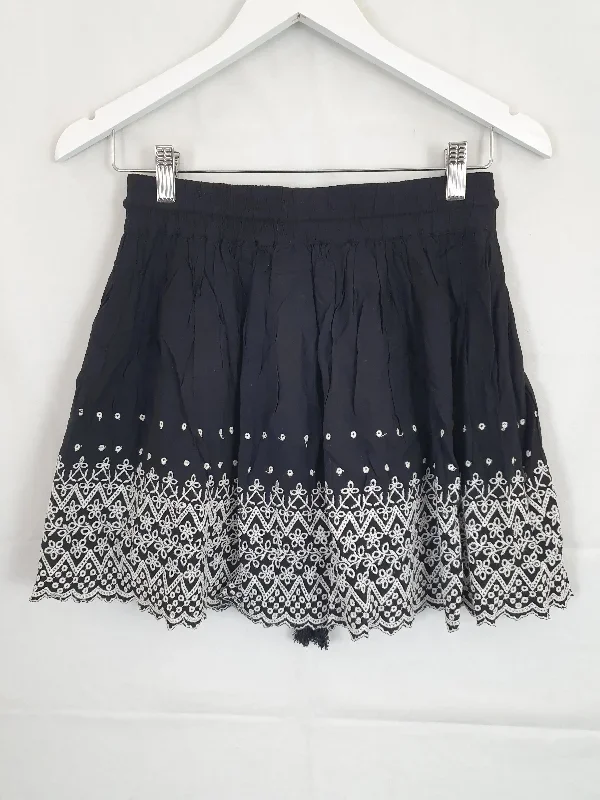 forever-new-boho-monochrome-mini-skirt-size-8-b20-164-ba