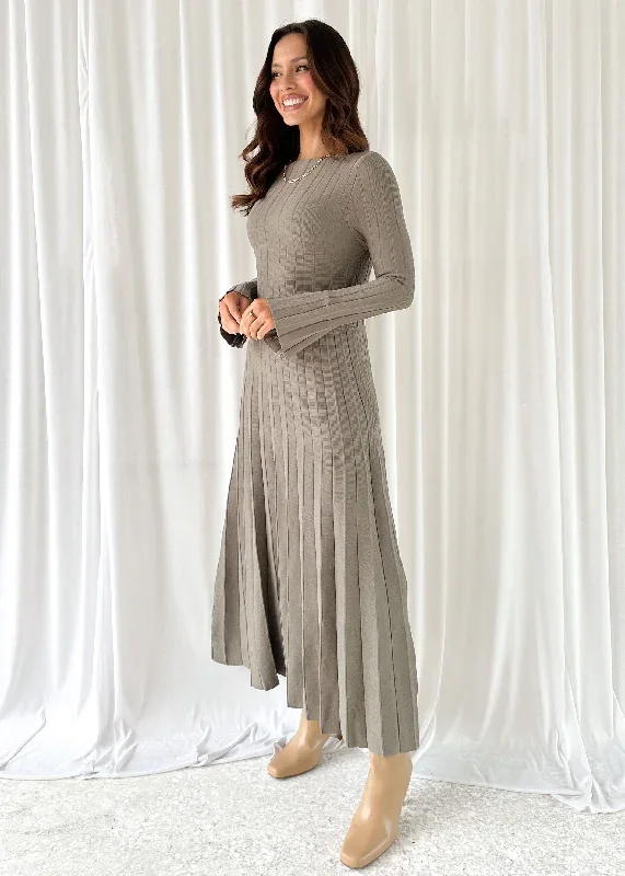 joan-knit-maxi-dress-khaki