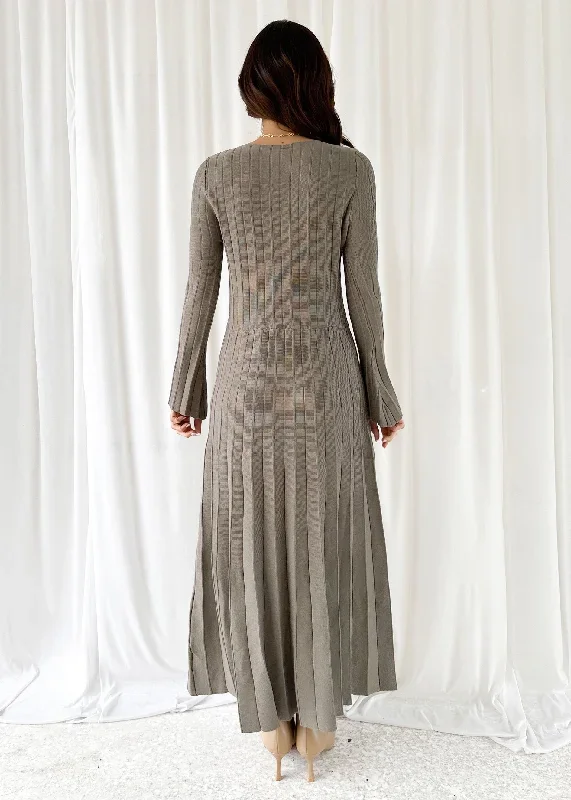 joan-knit-maxi-dress-khaki