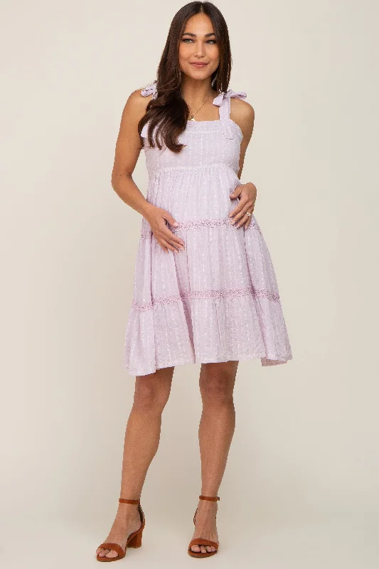 lavender-printed-sleeveless-tiered-maternity-dress