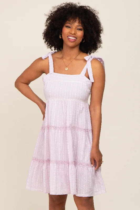 lavender-printed-sleeveless-tiered-maternity-dress