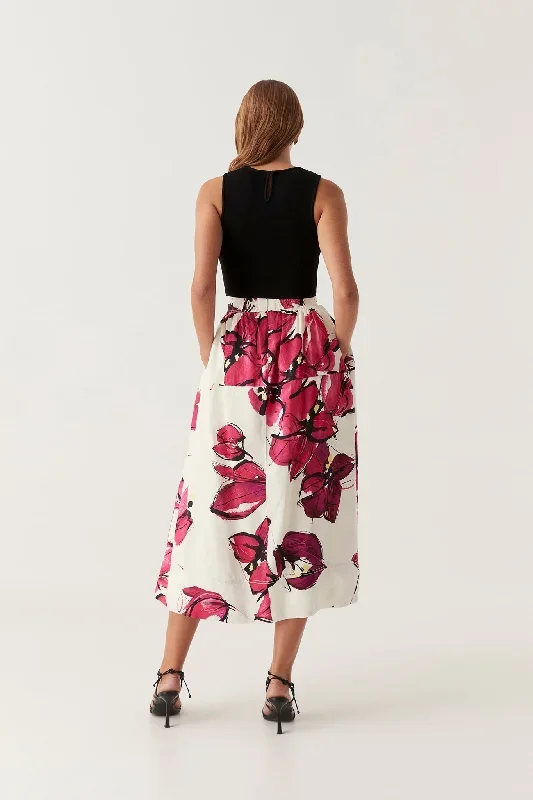 lottie-gathered-midi-skirt-falling-florals