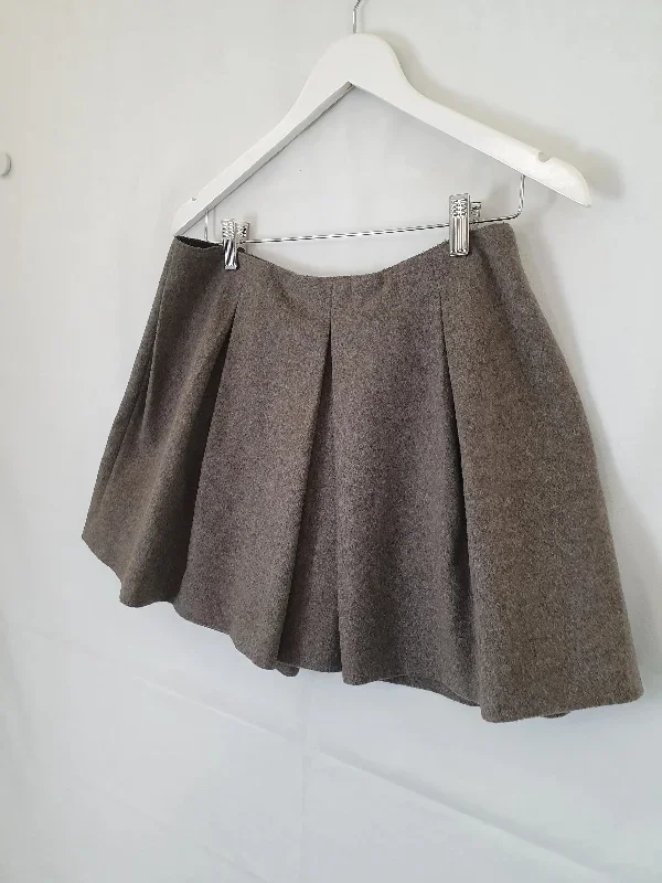 miu-miu-wool-pleated-skirt-size-14-b4-327-gy