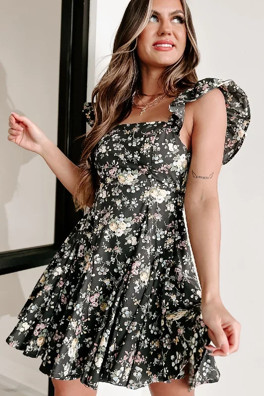 perfect-lady-floral-open-back-mini-dress-black