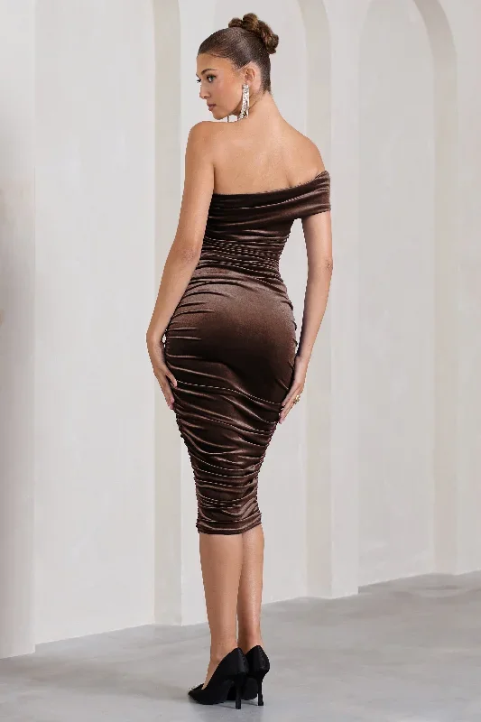 remember-me-chocolate-velvet-ruched-asymmetric-bodycon-midi-dress-cl128809067