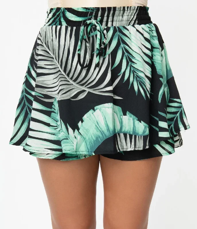 retro-style-green-black-palm-print-tropical-skort