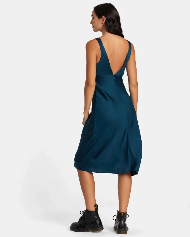 say-so-midi-dress-pond