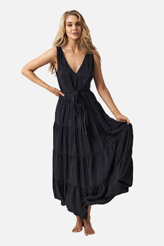 swing-maxi-dress-black